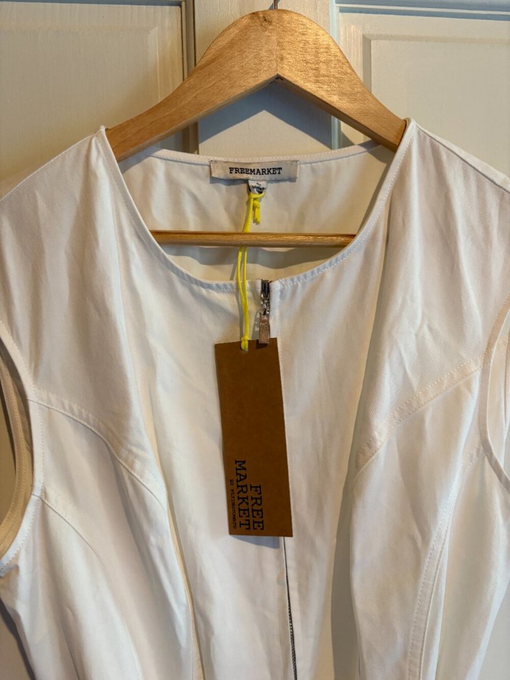 NWT FREEMARKET (by Flying Tomato) white zip front dress Size L - Picture 3 of 4